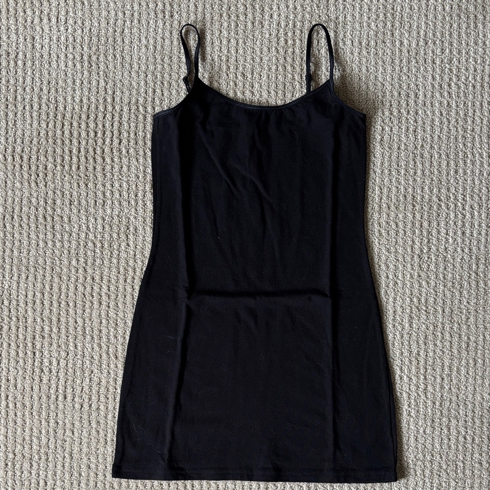 H&M Divided sz 6 Black camisole tank